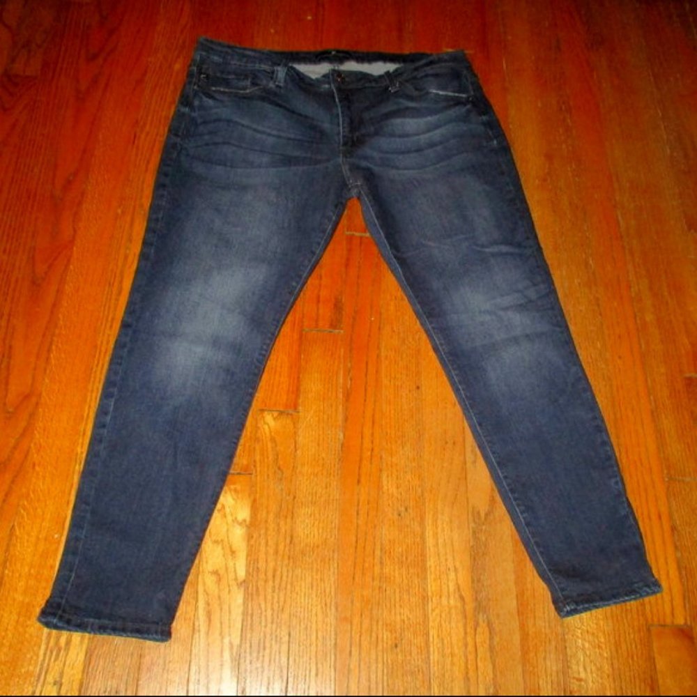 KanCan Dark Skinny Mid-Rise Jeans Plus Sz 3X (36-38)